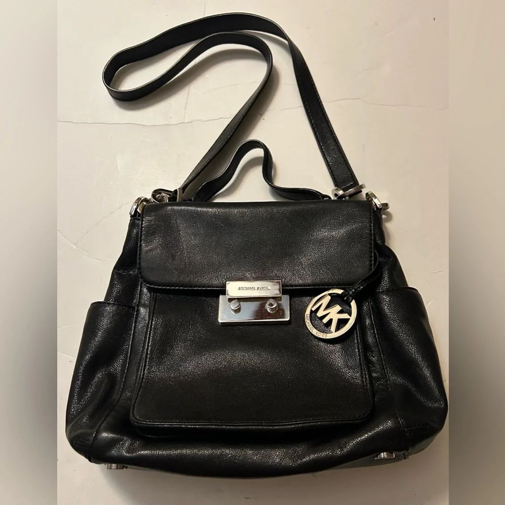 Michael Kors Black cross body purse